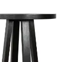 1211UM_Detail1.webp